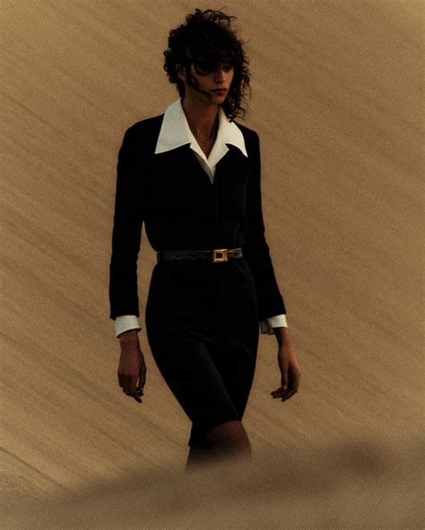 sfilata yves saint laurent primavera estate 2021|Saint Laurent: la sfilata nel deserto .